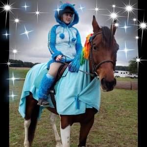 Meet your Posher, Alayna